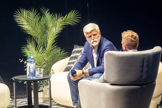 Můžu vládě znepříjemnit život, pohrozil prezident a řekl jak. Babiš ihned reagoval